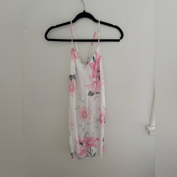 La Vie en Rose Floral Print Satin Night Slip NWT - Picture 4 of 7